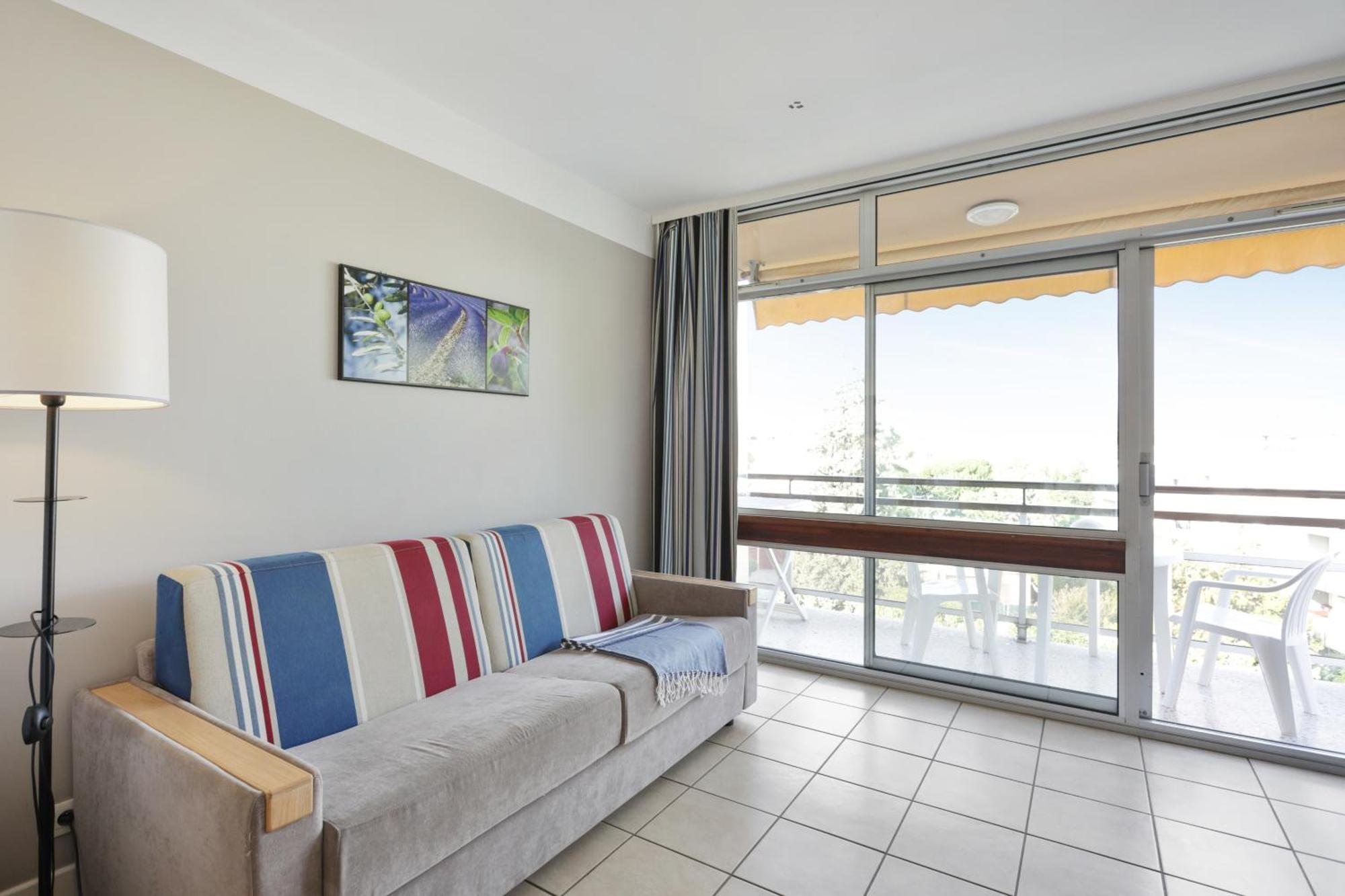 Résidence Héliotel Marine Saint-Laurent-du-Var Extérieur photo